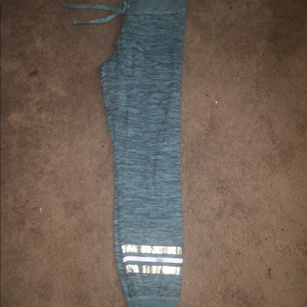 Comfy pants/ sweats